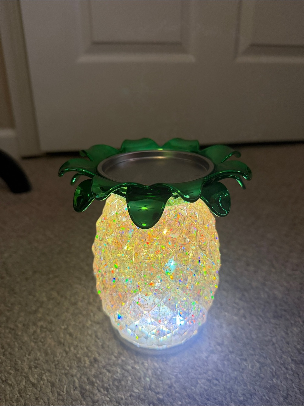 New Iridescent lighted Pineapple candle holder from Bath & Body Works